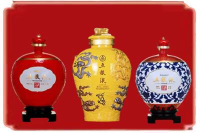 三明梅列区烟酒回收五粮液各种摆件.jpg